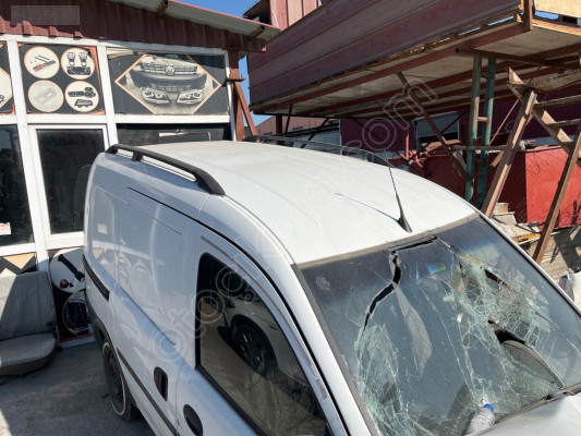 Opel Combo Hatasız Kesme Tavan