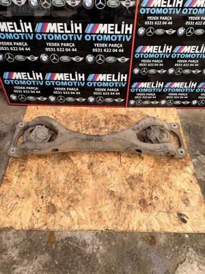 AUİDİ Q7 ÇIKMA ARKA BEŞİK 7L8512369