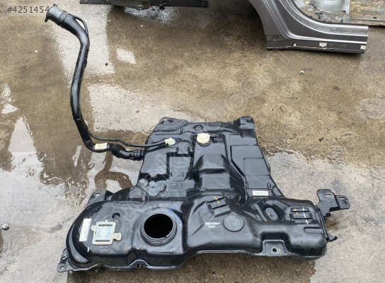 renault talisman 2016 1.6 çıkma orjinal yakıt deposu (son fiyat)