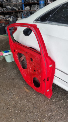 Audi A.3 model 2021 sol arka kapi sedan