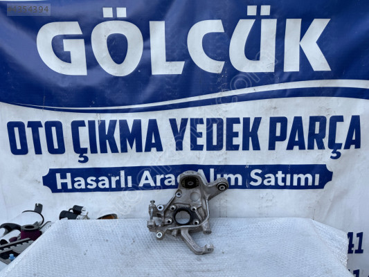 32395000 Volvo S90 B5 2.0 Sol Arka Taşıyıcı ORJİNAL