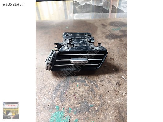 A2128303454 MERCEDES W212 E KASA ÖN SAĞ HAVALANDIRMA IZGARASI