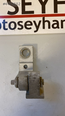 3B4833401E Volkswagen Passat B5 sol arka kapı üst menteşesi