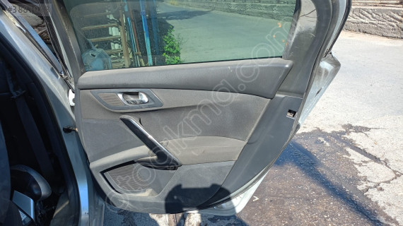 peugeot 508 sağ arka kapı döşemesi