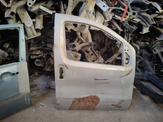 FIAT FIORINO SAĞ ÖN KAPI