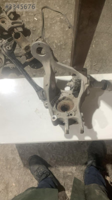 AUDİ A4 A5 A6 A7 SOL TAŞIYICI