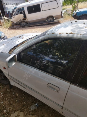 HYUNDAİ ELENTRA GLS SOL ÖN KAPI DOLU ÇİKMA 90-94