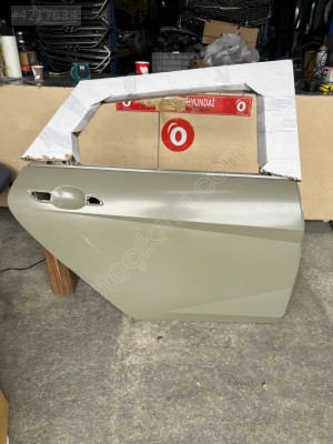 HYUNDAİ ELANTRA 2021-2025 SAĞ ARKA KAPI SIFIR YAN SANAYİ