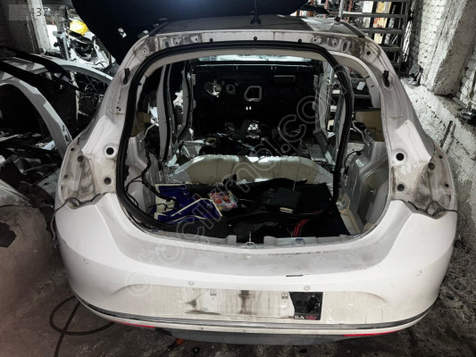 OPE ASTRA J TURBO 1,4 BENZİNLİ  SAĞ-SOL ÇAMURLUK