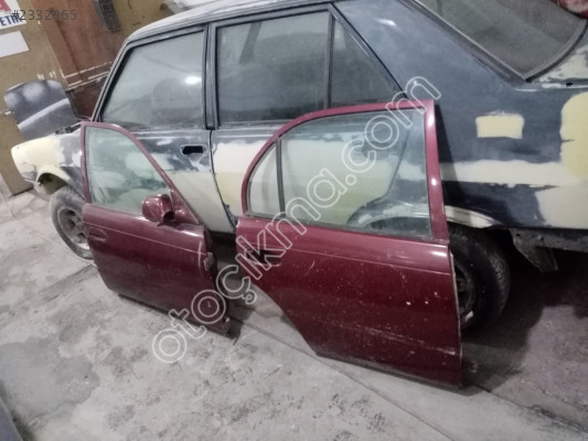 Toyota Corolla sağ arka kapı hatasız dolu