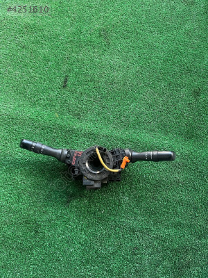 TOYOTA COROLLA SİLGİ SİNYAL KOLU