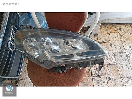 FİAT DOBLO 4 İÇİ SİYAH SAĞ FAR ÇIKMA ORJİNAL