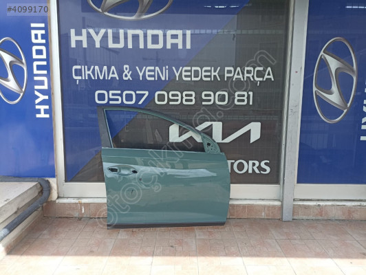 HYUNDAİ BAYON SAĞ ÖN KAPI ORİJİNAL ÇIKMA YEDEK PARÇA