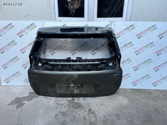 Peugeot 5008 arka bagaj kapagı