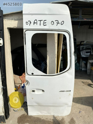 MERCEDES SPRİNTER SAĞ ARKA BAGAJ KAPAĞI