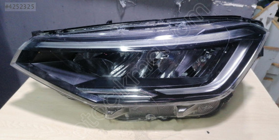 Volkswagen Taigo solÖn Far  Orjinal Oto Çıkma