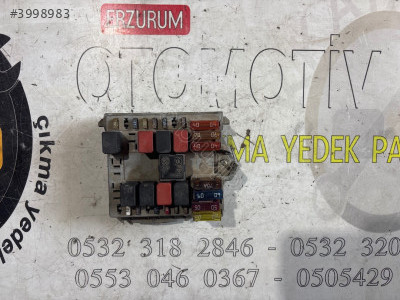 46752706 FİAT DOBLO 1.9 JTD Orijinal Çıkma Sigorta Kutusu