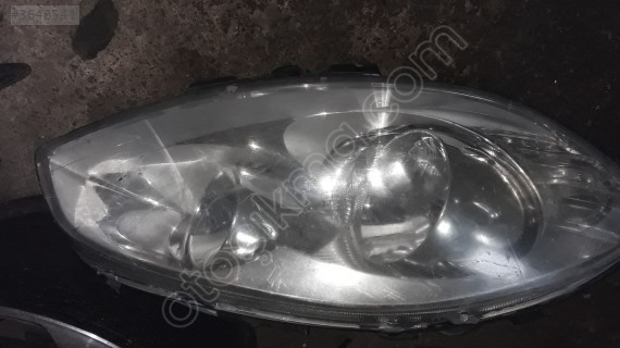 Fiat Linea Sağ Far ve Diğer Orjinal Çıkma Parçaları
