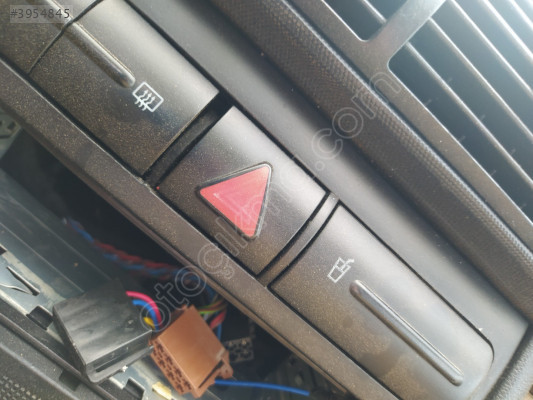 ÇIKMA SEAT TOLEDO DÖRTLÜ FLAŞÖR DÜĞMESİ