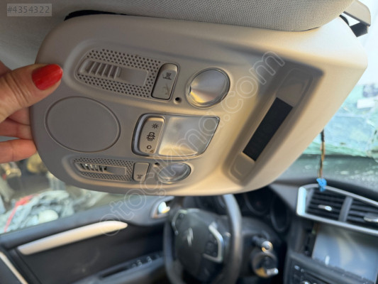 Citroën C4 tavan lambası