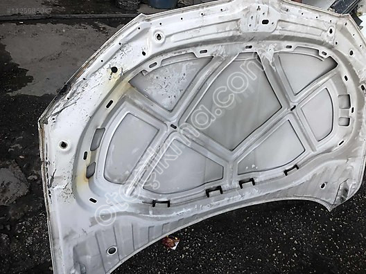 2015 Skoda Octavia ön kaput lokal boyanır