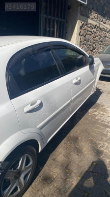 Chevrolet Lacetti Hb Sağ Arka kapı Beyaz