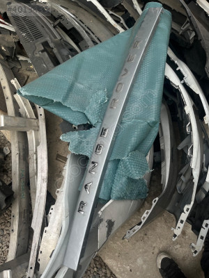 Range Rover Arka bagaj plastiği çıkma orjjnal