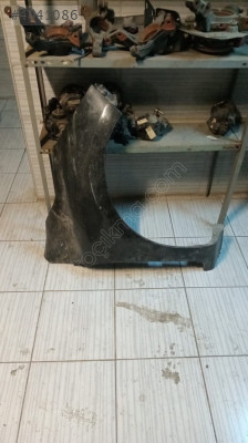 Renault Clio4 sağ ön çamurluk orijinal