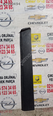 OEM13482097 OPEL CROSSLAND SAĞ ÖN KAPI ÇITASI ÇIKMA SÖKME