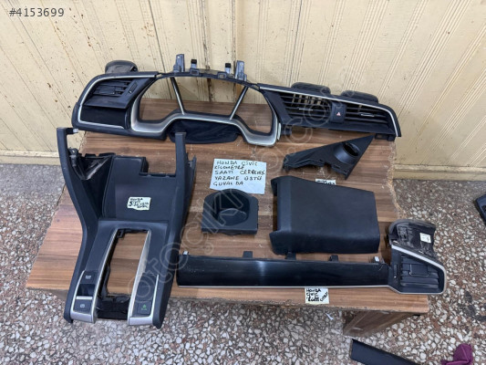 HONDA CİVİC KALORİFER IZGARASI 17-20 MODEL ORJİNAL ÇIKMA