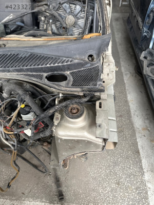 Renault clio sol ön podye sol kule