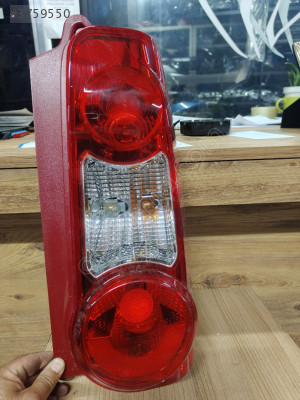 Citroen Berlingo sağ arka stop