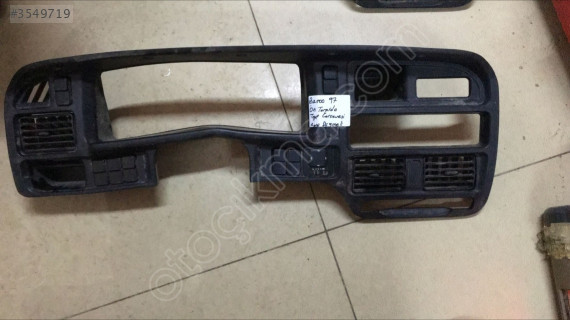 B2500 97- TORPİDO TEYP ÇERÇEVESİ AYNA DÜĞMELİ 2AD