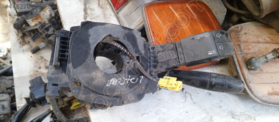 Renault master silecek kolu