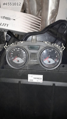 Megane 2 2005 model 1.6 km saati