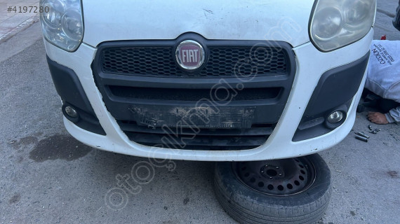 Fiat doblo geniş aile ön tampon dolu hatasız
