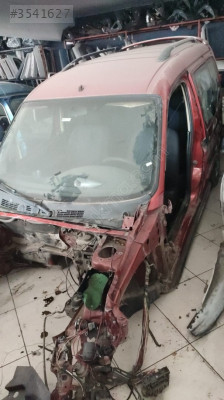 Partner Berlingo Sağ Sol Arka Çamurluk Tavan Marşpiyel Şase Kupa