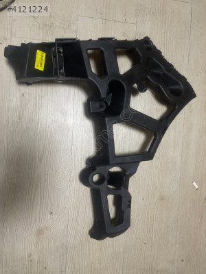 RENAULT MEGANE 3 SAĞ ARKA TAMPON BRAKETİ