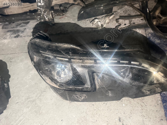 Peugeot 3008 sol ön far