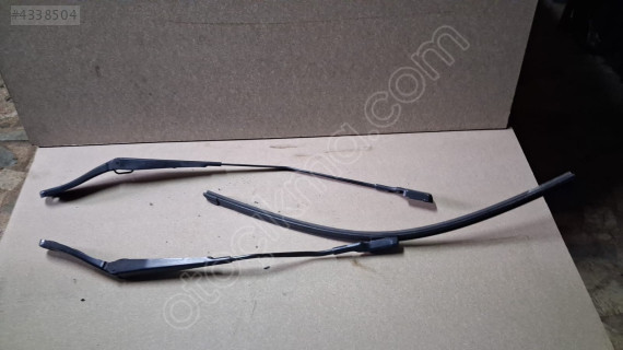 2014-18 VOLVO V40 SİLECEKLER SÖKME ORJİNAL