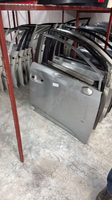 TOYOTA AVENSİS ÇIKMA ORJİNAL SAĞ ÖN KAPI BD1