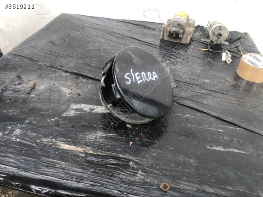 FORD SİERRA DEPO KAPAĞI