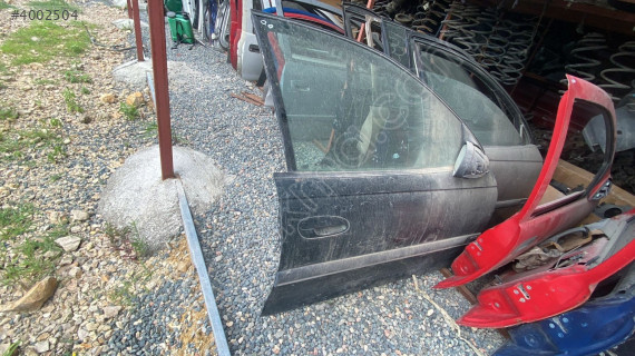OPEL OMEGA B SAĞ ÖN KAPI.OTO ERKAN ÜNYE
