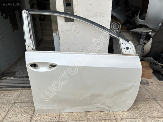 TOYOTA COROLLA ORJİNAL SAĞ ÖN KAPI - ÇIKMA PARÇA