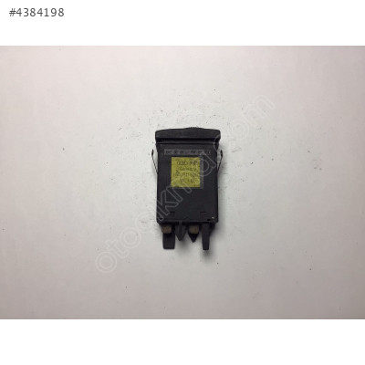 Audi A4 B5 Dörtlü Flaşör Düğmesi 8D0941509C