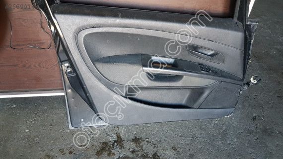 Fiat Punto Sol Ön Kapı Döşemesi yedek parça