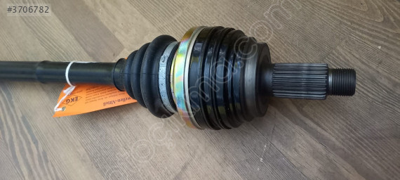 BMW 3 Seri E30 sağ sol arka aks OEM 33211226900 sıfır orj
