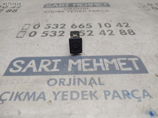 ÇIKMA VW GOLF 5 JETTA AUX GİRİŞİ 5M0035724