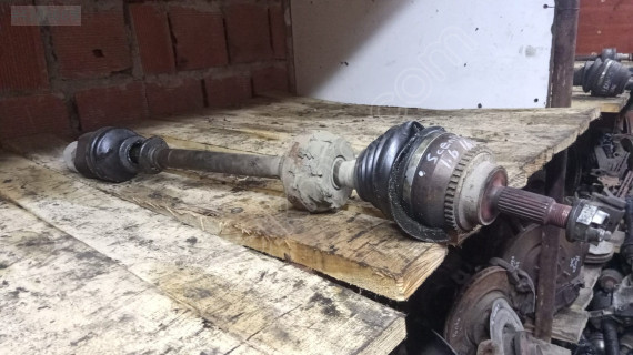 Renault Scenic 1 1.6 16v sağ akis