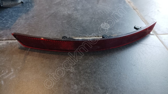 SKODA SÜPER B SOL ARKA TAMPON REFLEKTÖR 2015 2022 3V5945105 Ç
